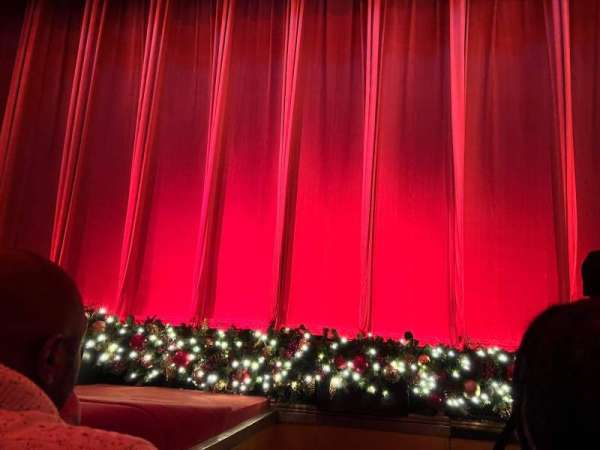 Radio City Music Hall, section: Orchestra 4, row: cc, seat: 401