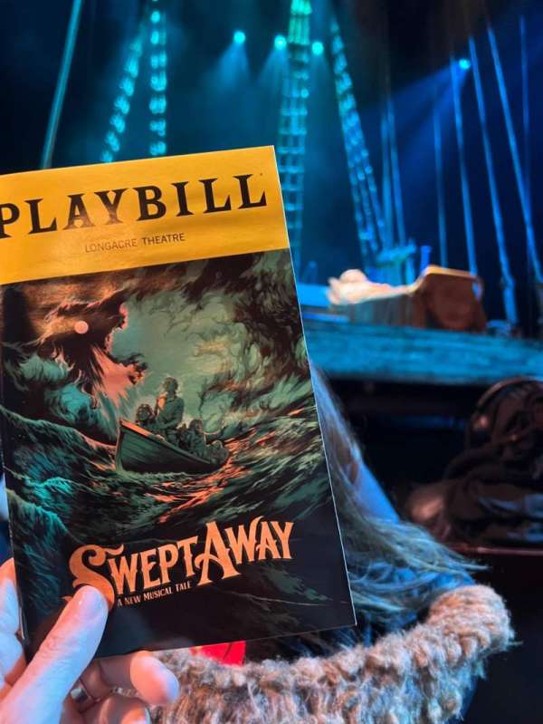 Longacre Theatre, section: Orchestra C, row: E, seat: 112