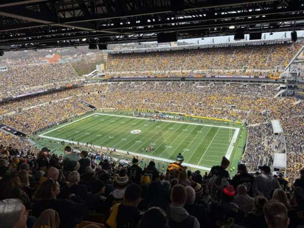 Acrisure Stadium, section: 539, row: LL, seat: 4