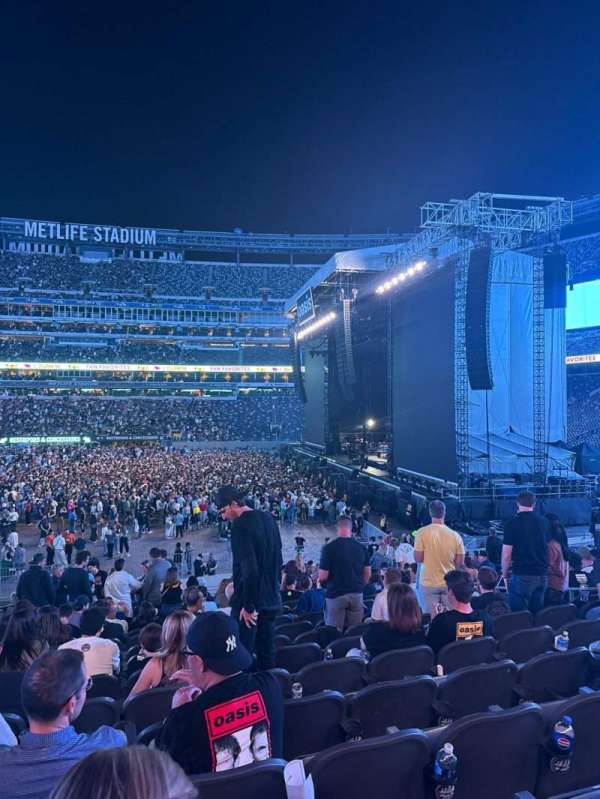 MetLife Stadium, section: 111c, row: 19, seat: 10