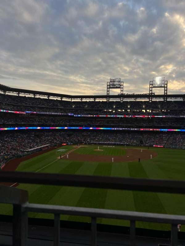 Citizens Bank Park, section: 203, row: 1, seat: 20