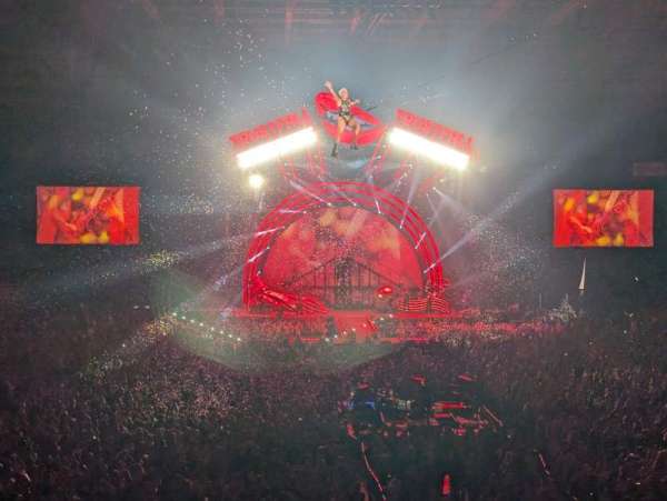 Tacoma Dome, section: 211, row: Y, seat: 33