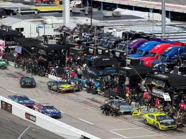 Martinsville Speedway, section: Glenn Wood Tower CC, row: 34, seat: 14