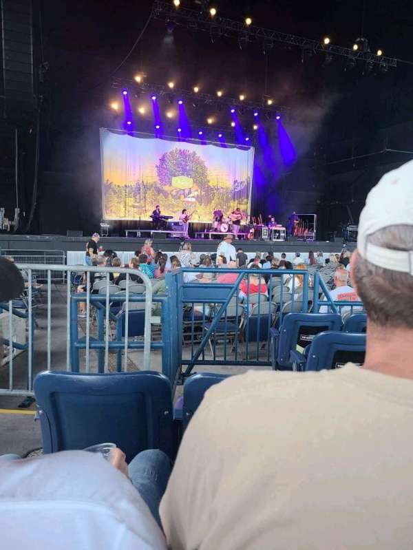 Veterans United Home Loans Amphitheater, section: 102, row: E, seat: 49