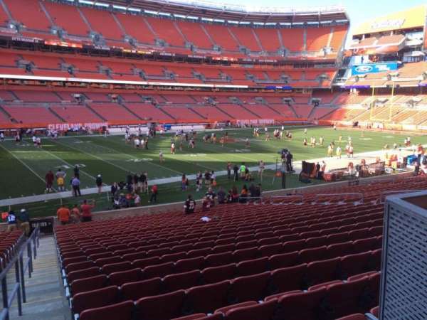 Huntington Bank Field, section: 105, row: 23WC, seat: 1