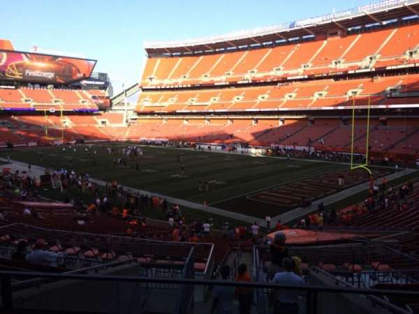 Huntington Bank Field, section: 141, row: 32, seat: 1