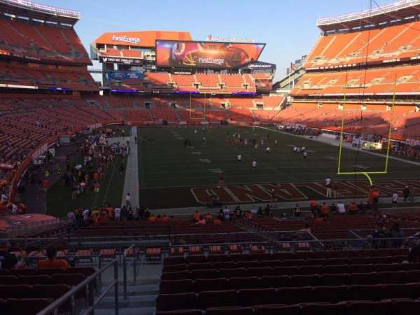 Huntington Bank Field, section: 145, row: 32, seat: 1