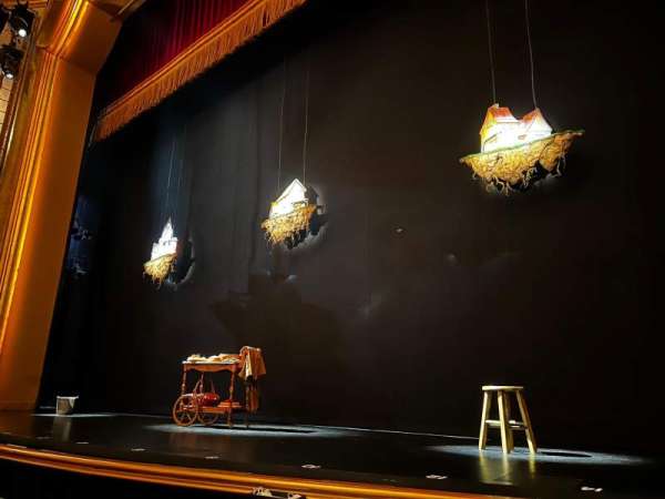 St. James Theatre, section: Orchestra R, row: B, seat: 2