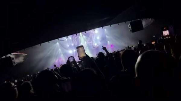 L'Olympia, section: cat 4, row: fosse