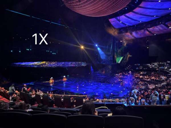 Mystère Theatre at Treasure Island, section: 201, row: EE, seat: 6