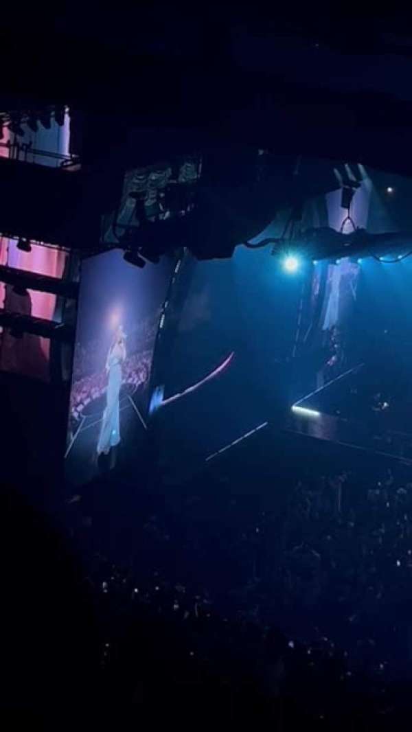 Kia Forum, section: 227, row: 24, seat: 6