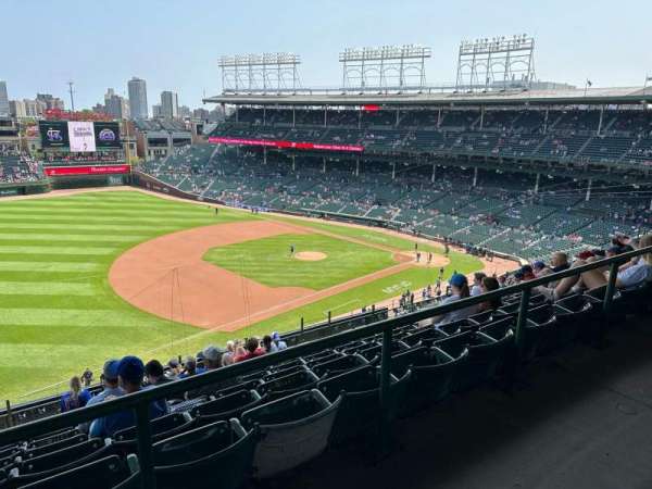 Wrigley Field, section: 407L, row: 2, seat: 8