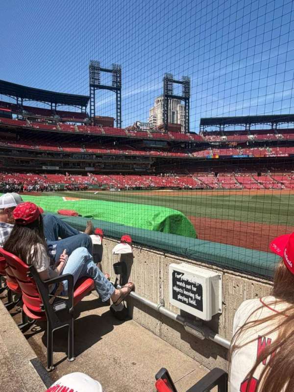 Busch Stadium, section: 137D, row: B, seat: 2