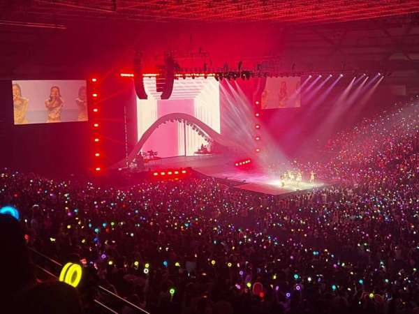 Tacoma Dome, section: 206, row: E, seat: 1