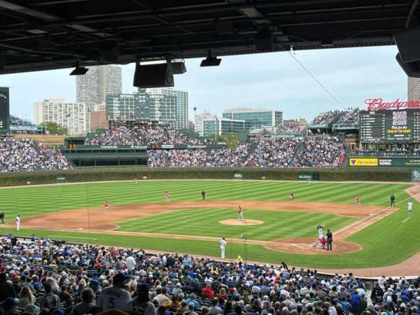 Wrigley Field, section: 215