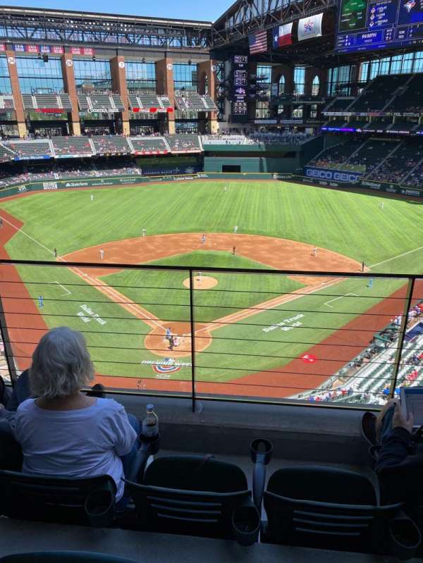 Globe Life Field, section: 218, row: 3, seat: 7