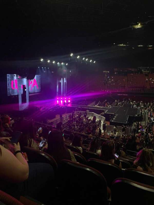 Kia Forum, section: 126, row: 14, seat: 12