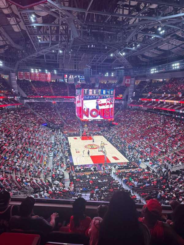 Toyota Center, section: 419, row: 5, seat: 17