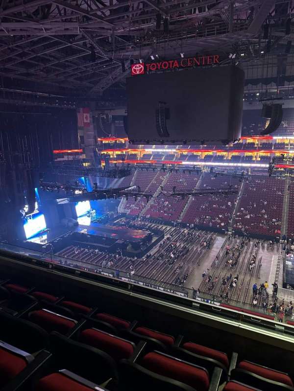 Toyota Center, section: 425, row: 4, seat: 8