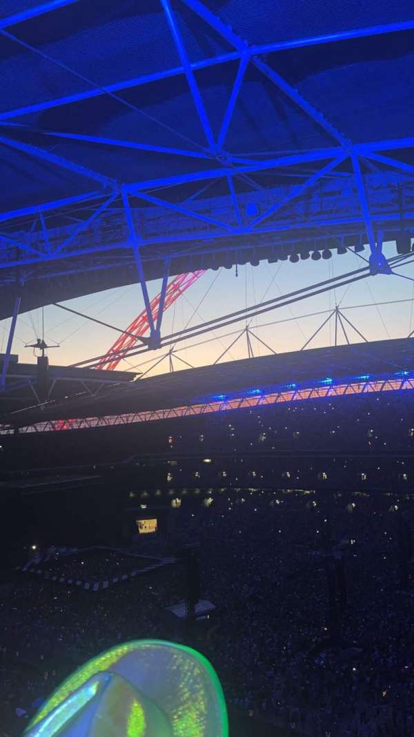 Wembley Stadium, section: 522, row: 25, seat: 262
