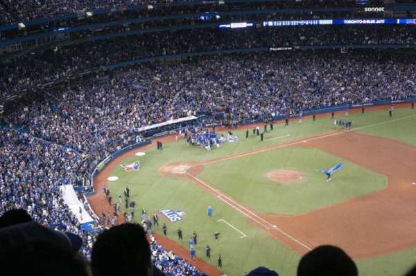 Rogers Centre, section: 513, row: 21, seat: 1
