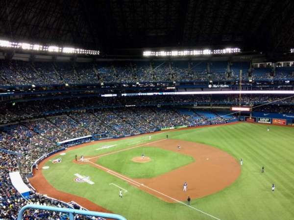 Rogers Centre, section: 513, row: 3, seat: 20