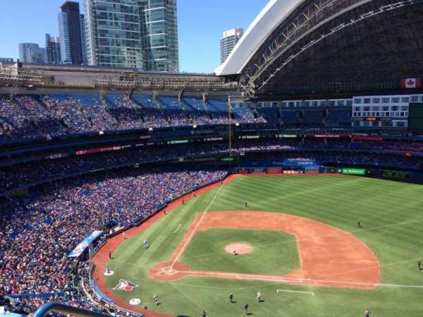 Rogers Centre, section: 518, row: 16, seat: 19