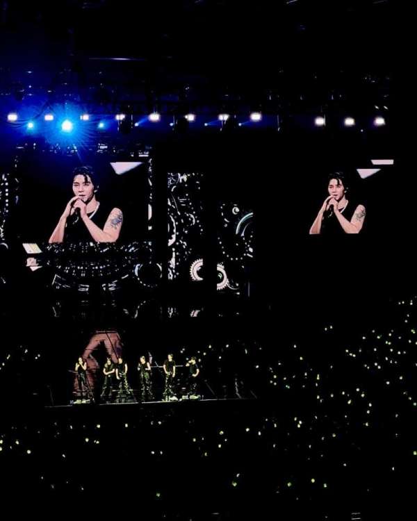 Allstate Arena, section: 215, row: V, seat: 10-11