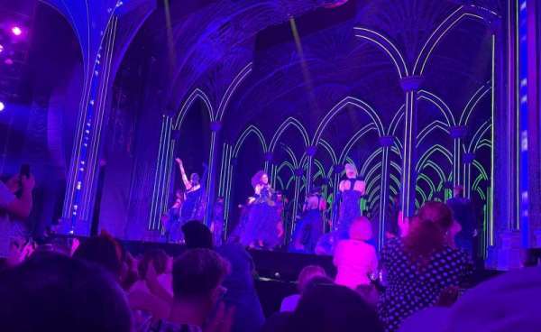 Lunt-Fontanne Theatre, section: Orchestra R, row: F, seat: 10