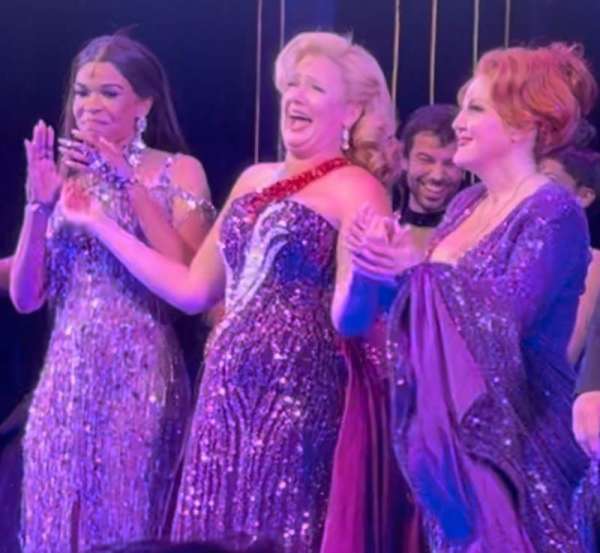 Lunt-Fontanne Theatre, section: Orchestra R, row: F, seat: 10