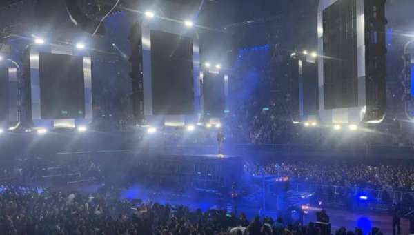 Kia Forum, section: 129, row: 6, seat: 9