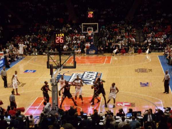 Madison Square Garden, section: 112, row: 20