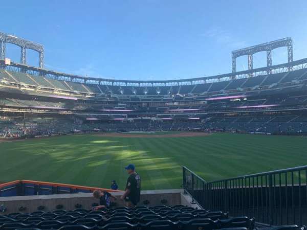 Citi Field, section: 140, row: 9, seat: 9