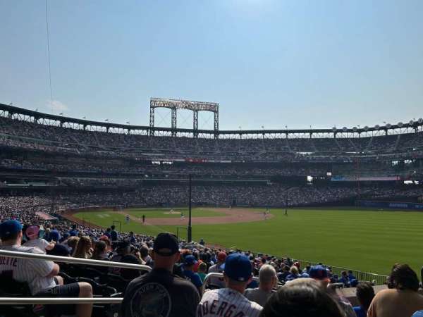 Citi Field, section: 105, row: 31, seat: 4