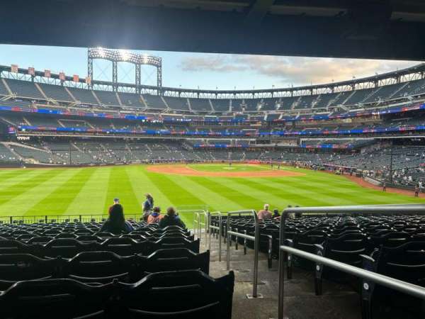 Citi Field, section: 137, row: 16, seat: 1