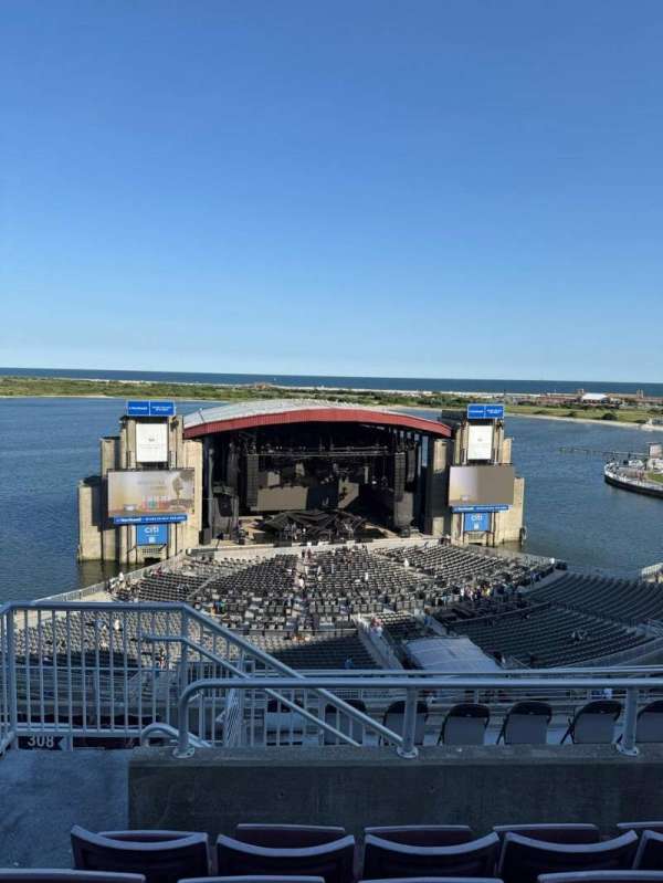 Jones Beach Theater, section: 307, row: K, seat: 24