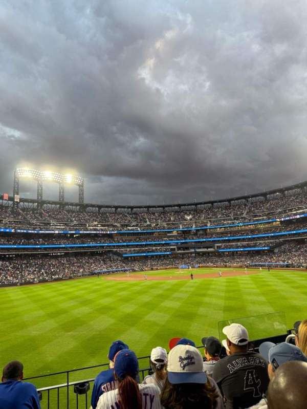 Citi Field, section: 139, row: 5, seat: 5