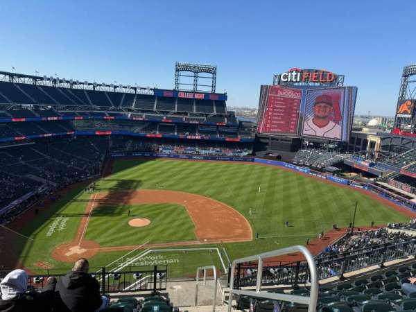 Citi Field, section: 509, row: 7, seat: 24