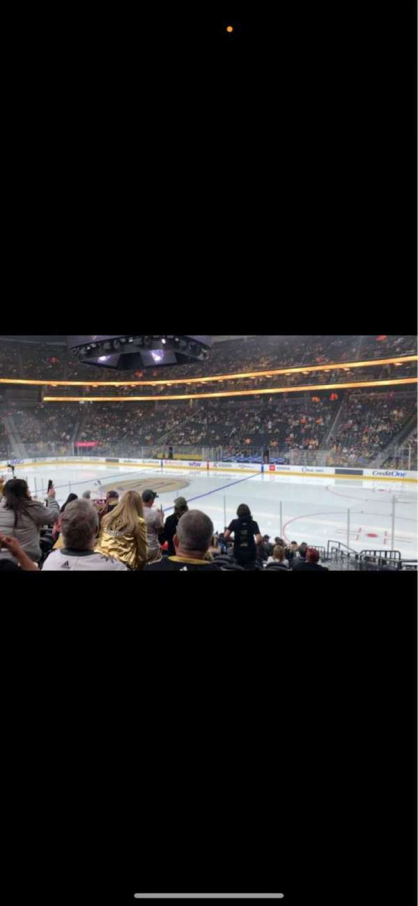 T-Mobile Arena, section: 17, row: M