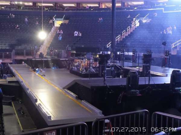 Madison Square Garden, section: 109, row: 6, seat: 3