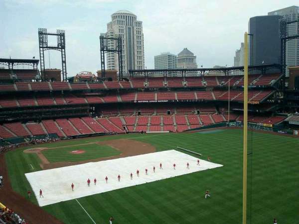 Busch Stadium, section: 331, row: 1, seat: 10