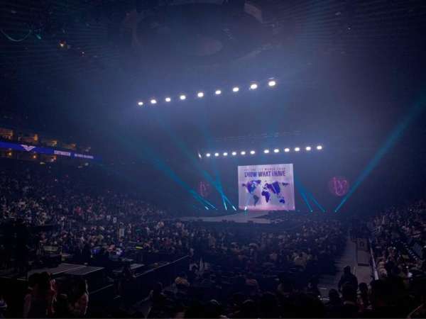 Oakland Arena, section: 105, row: 8, seat: 20