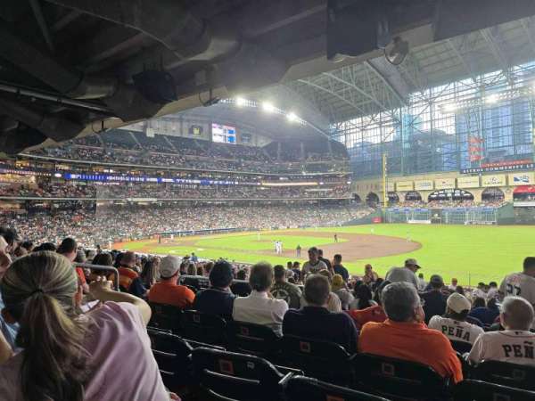 Daikin Park, section: 129, row: 37, seat: 7