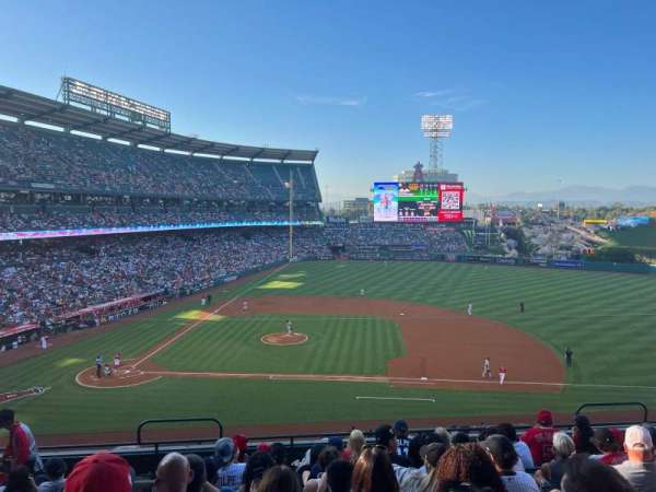 Angel Stadium, section: 334, row: H, seat: 2