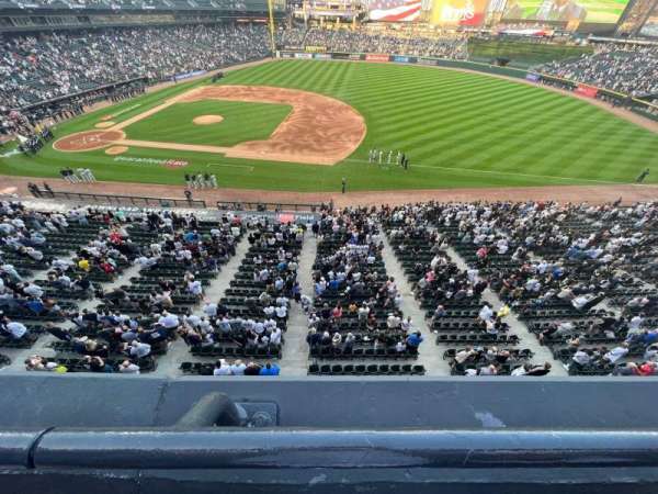 Rate Field, section: 322, row: 1, seat: 8