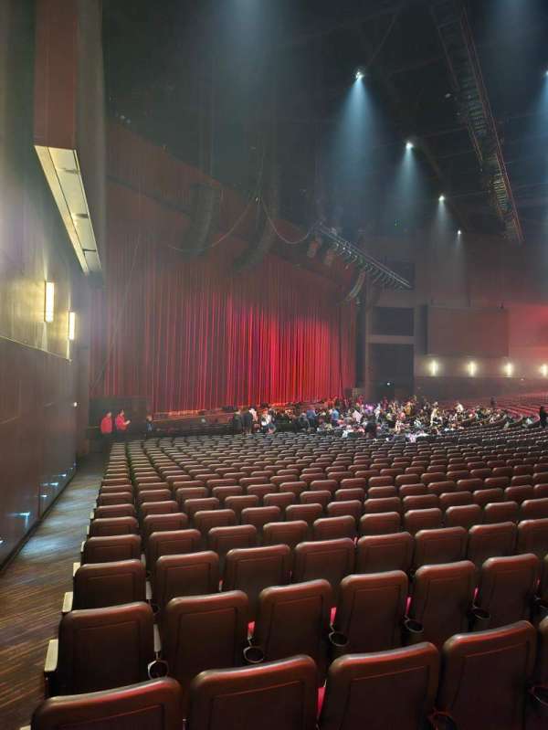 Peacock Theater, section: Orchestra Left, row: BB, seat: 558