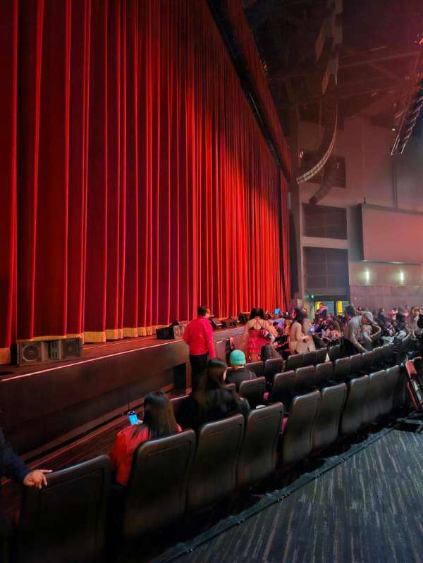 Peacock Theater, section: Orchestra Left, row: B, seat: 513