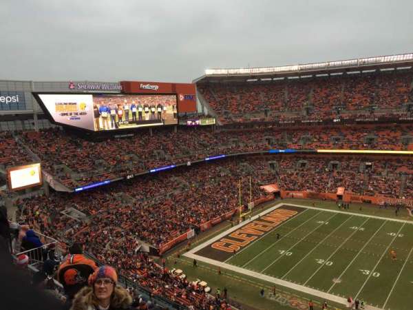 Huntington Bank Field, section: 508, row: 10, seat: 24