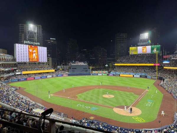 Petco Park, section: 202, row: 9D, seat: 11