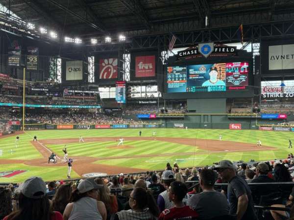 Chase Field, section: 119, row: 28, seat: 5